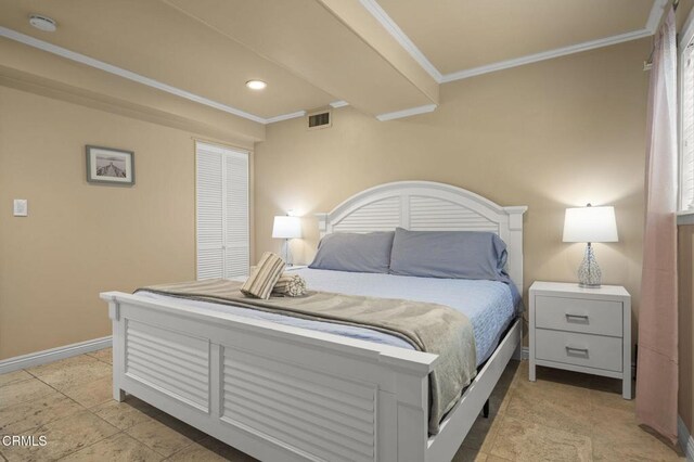 256 Melrose Dr, Oxnard, CA 93035 - bedroom with crown molding, recessed lighting, and baseboards