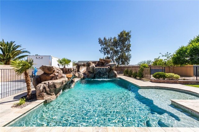 13195 Trailwood Way, Apple Valley, CA 92308 - view of swimming pool with fence