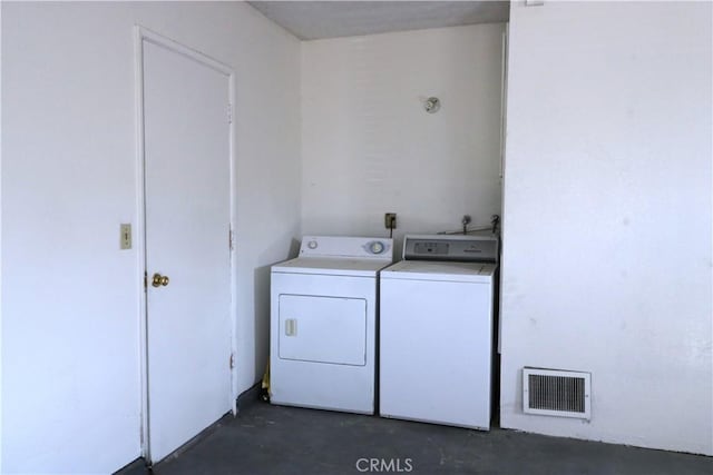 11010 Davis St, Moreno Valley, CA 92557 - washroom with washer and dryer