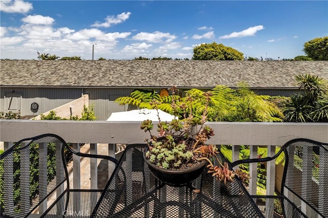 16422 Harbour Ln Unit 17, Huntington Beach, CA 92649 - view of balcony