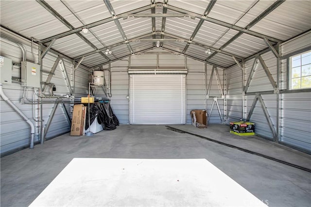 72473 Desert Trail Dr Unit 29, Palms, CA 92277 - garage with metal wall