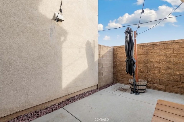 16073 Narni Ln, Fontana, CA 92336 - view of patio / terrace