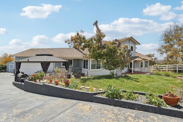 3631 Alta Vista Dr, Fallbrook, CA 92028 - view of front of home featuring a garage and an outdoor structure