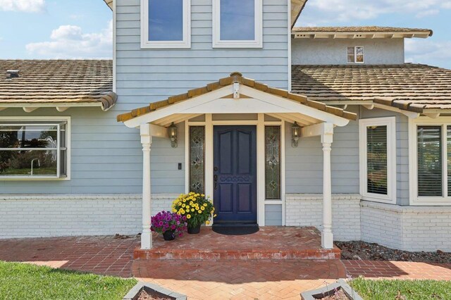 3631 Alta Vista Dr, Fallbrook, CA 92028 - property entrance with brick siding