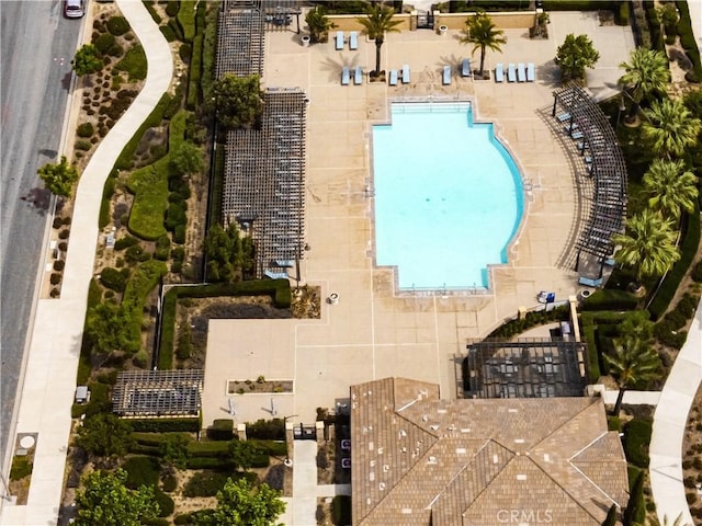 16759 Yellow Fern Ln, Fontana, CA 92336 - aerial view of a pool area