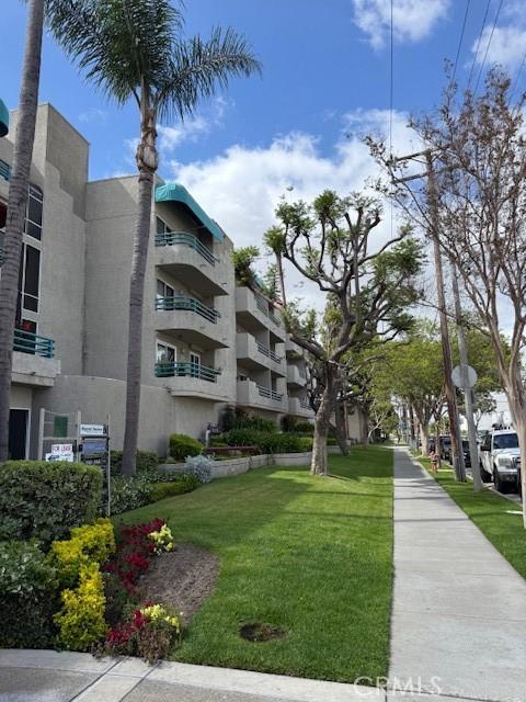 11410 Dolan Ave Unit 227, Downey, CA 90241 - view of building exterior