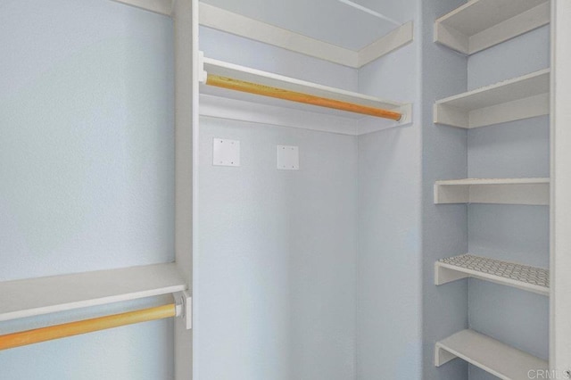 2550 Garnet Peak Rd, Chula Vista, CA 91915 - view of walk in closet