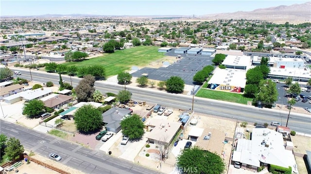 16264 Del Norte Dr, Victorville, CA 92395 - photo 8