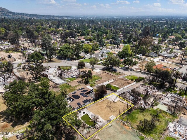 1137 E Mariposa St, Altadena, CA 91001