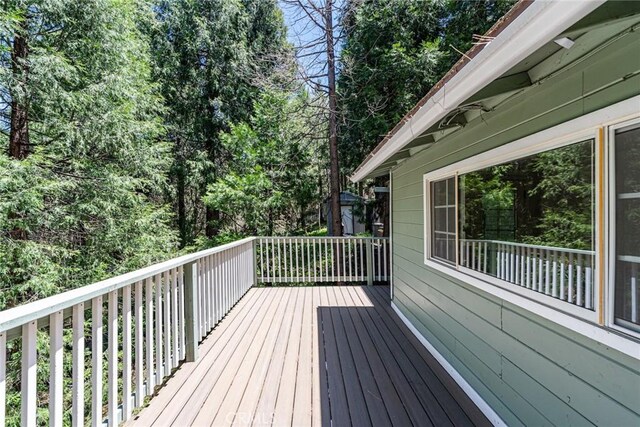 23120 Sycamore Ln, Crestline, CA 92325 - view of deck
