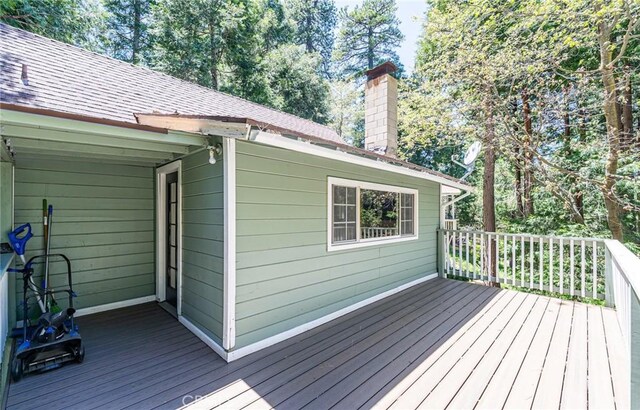 23120 Sycamore Ln, Crestline, CA 92325 - view of wooden terrace