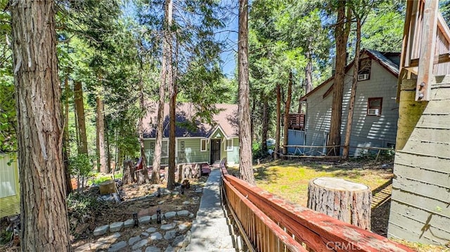 23120 Sycamore Ln, Crestline, CA 92325 - exterior space