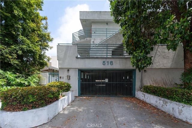 516 Venice Way, Inglewood, CA 90302 - view of gate