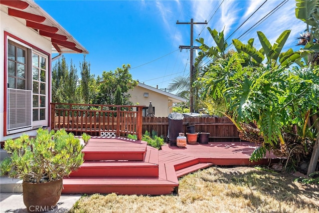 104 W Avenida Cadiz, San Clemente, CA 92672 - wooden deck featuring fence
