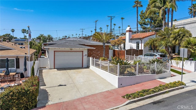 104 W Avenida Cadiz, San Clemente, CA 92672 - view of front of property featuring a fenced front yard and driveway