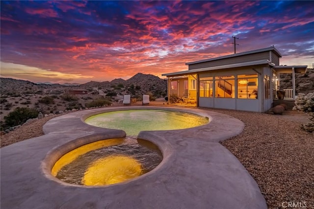 56714 Nelson Ave, Yucca Valley, CA 92284 - view of swimming pool with a sunroom and a mountain view