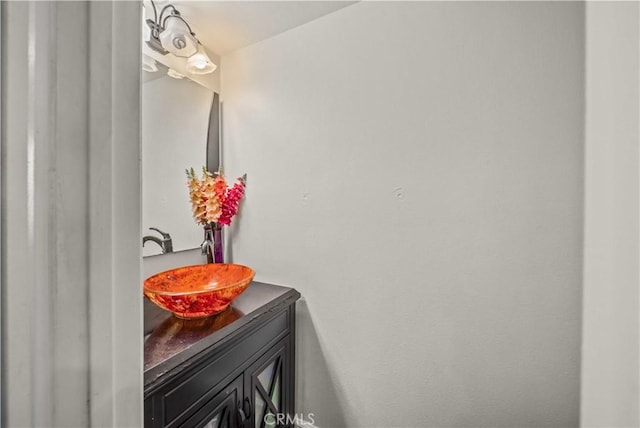 9051 Cedros Ave Unit 5, Panorama City, CA 91402 - bathroom with vanity