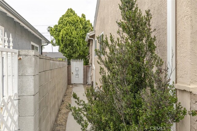 7857 Whitsett Ave, North Hollywood, CA 91605 - view of home's exterior with stucco siding