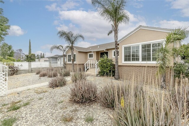 7857 Whitsett Ave, North Hollywood, CA 91605 - view of front of property featuring stucco siding