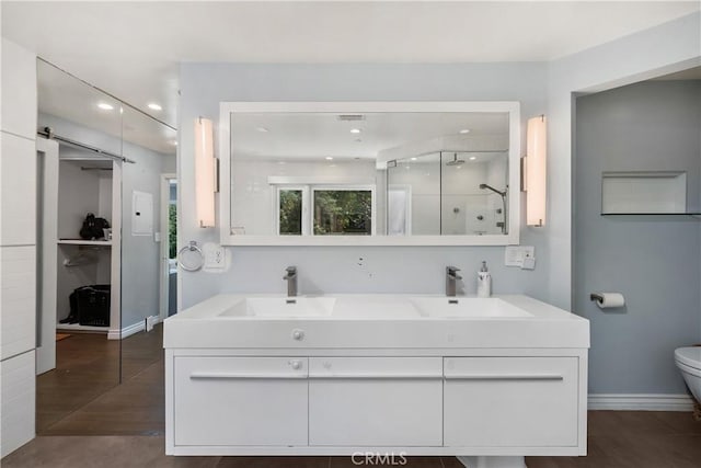 7670 Woodrow Wilson Dr, Los Angeles, CA 90046 - photo 16