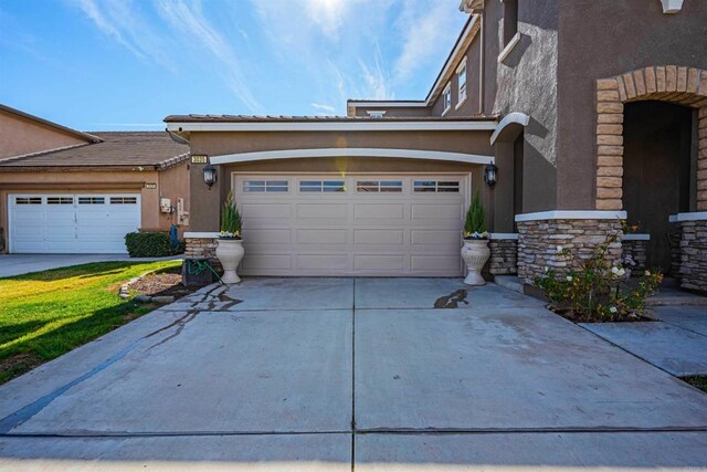 3035 Cat Tail Ct, Hemet, CA 92545 - garage featuring driveway