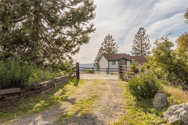 5664-5668 Clouds, Mariposa, CA 95338 - view of yard featuring fence