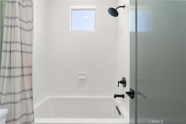 920 Bunkhouse Dr, Rancho Mission Viejo, CA 92694 - full bathroom featuring shower / tub combo with curtain and toilet