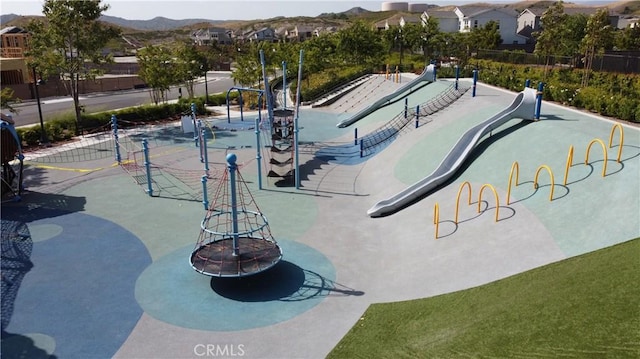 920 Bunkhouse Dr, Rancho Mission Viejo, CA 92694 - view of home's community with a mountain view