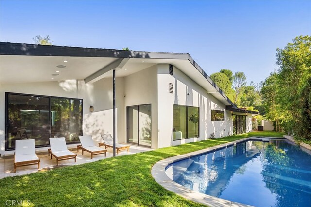 18155 Lake Encino Dr, Encino, CA 91316 - photo 44