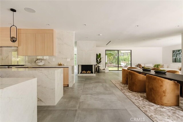 18155 Lake Encino Dr, Encino, CA 91316 - photo 5