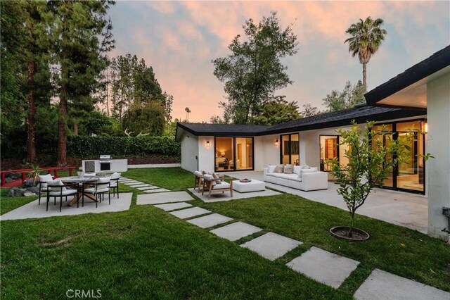 18155 Lake Encino Dr, Encino, CA 91316 - photo 48