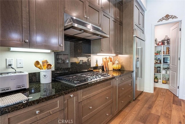 19059 Bension Dr, Saugus, CA 91350