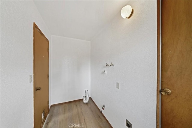 951 Snowbird Rd, Wrightwood, CA 92397 - laundry room featuring hookup for a gas dryer and light wood-style flooring