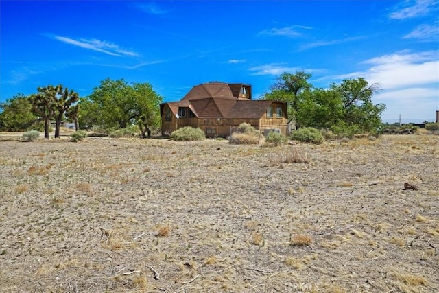 10075 Monte Vista Rd, Phelan, CA 92371 - view of yard