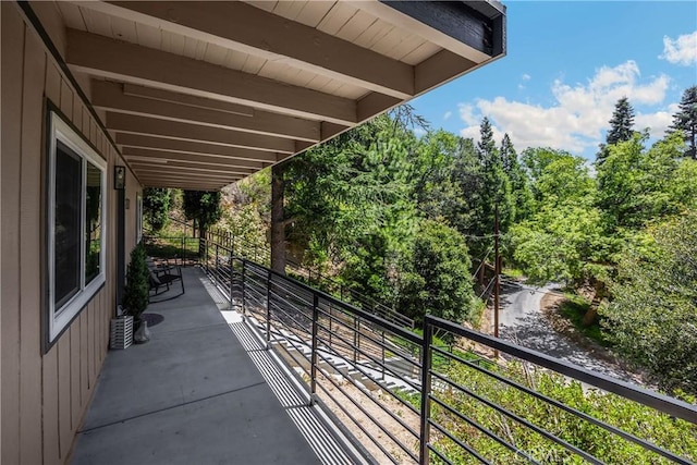 417 Delle Dr, Crestline, CA 92325 - view of balcony