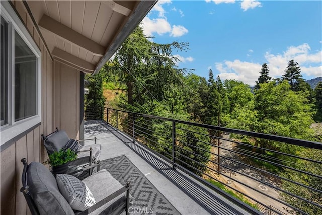 417 Delle Dr, Crestline, CA 92325 - view of balcony