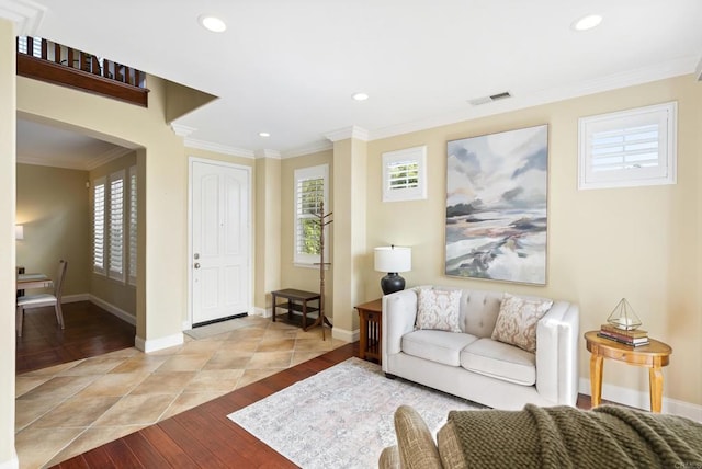 6407 Calmeria Pl, Carlsbad, CA 92011 - living area with baseboards, crown molding, recessed lighting, and light wood-type flooring
