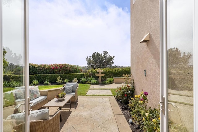 6407 Calmeria Pl, Carlsbad, CA 92011 - view of patio featuring fence