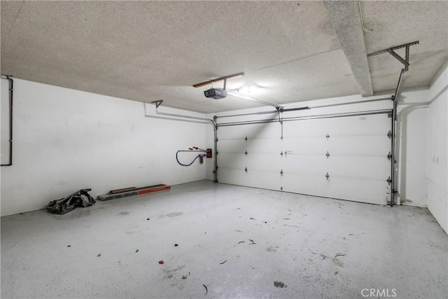 5573 Kiowa Dr, La Mesa, CA 91942 - garage with a garage door opener