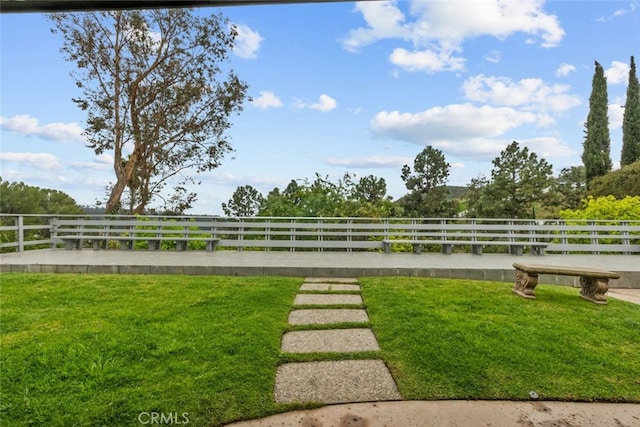 1425 Belleau Rd, Glendale, CA 91206 - view of yard