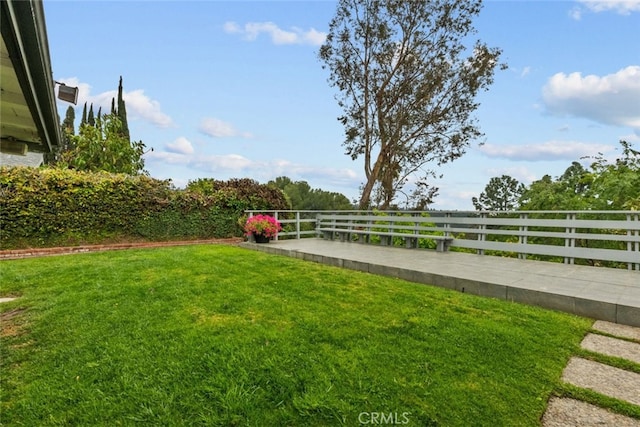 1425 Belleau Rd, Glendale, CA 91206 - view of grassy yard