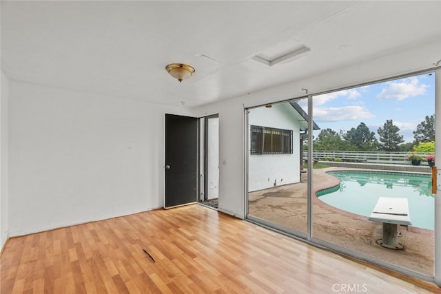 1425 Belleau Rd, Glendale, CA 91206 - empty room with wood finished floors