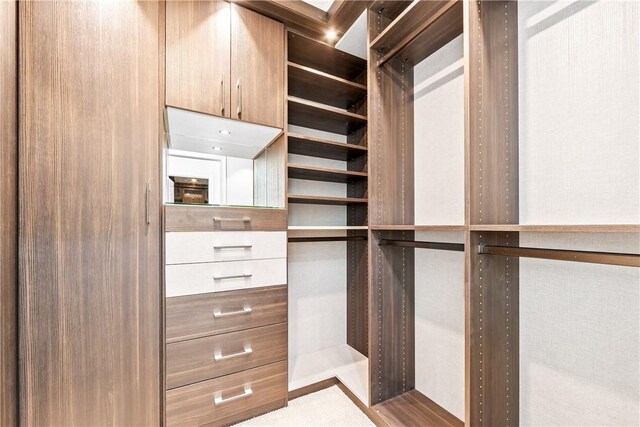 19365 Woodlands Dr, Huntington Beach, CA 92648 - view of spacious closet