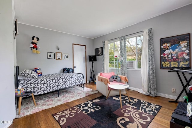 1065 Nithsdale Rd, Pasadena, CA 91105 - bedroom featuring wood finished floors and baseboards