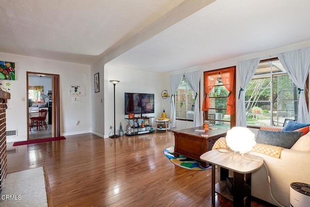 1065 Nithsdale Rd, Pasadena, CA 91105 - living room featuring wood finished floors and baseboards