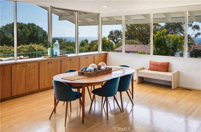 1737 Via Boronada, Palos Verdes Estates, CA 90274 - sunroom with wood finished floors and plenty of natural light