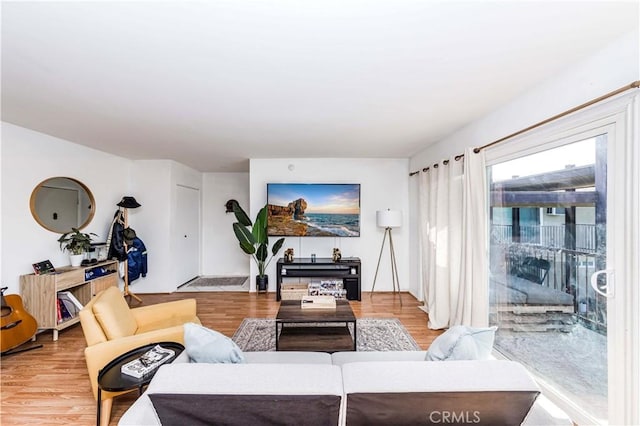 1850 W Greenleaf Ave Unit G, Anaheim, CA 92801 - living area featuring wood finished floors