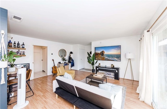 1850 W Greenleaf Ave Unit G, Anaheim, CA 92801 - living area featuring light wood-type flooring