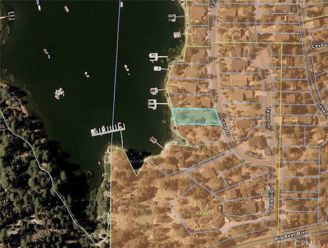 589 Cove Dr, Big Bear Lake, CA 92315