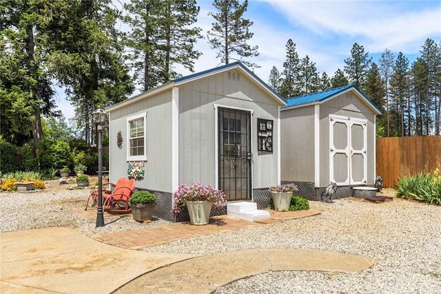 6680 Brook Way, Paradise, CA 95969 - view of shed with fence